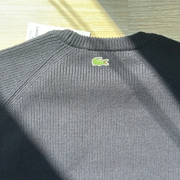 Men’s Lacoste size 7, extra extra large sweater from the 2024 collection